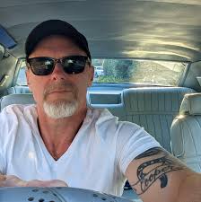 Which game is better: The Last of Us Part II or Days Gone?