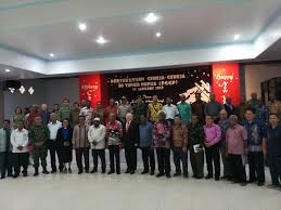 Sekalipun demikian, tahun baru gereja secara tradisional dimulai pada tanggal 1 september, bukannya hari minggu pertama masa adven. Pelayanan Gkkk Dalam Perayaan Natal Dan Tahun Baru Persekutuan Gereja Gereja Di Tanah Papua Pggp 2019 Kalam Kudus Jayapura
