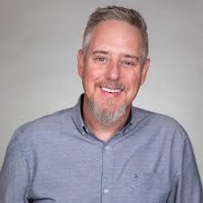 Brian Maust's Instagram, Twitter & Facebook