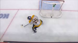 Every nhl organization has a franchise player that becomes a legend for the club. Pekka Rinne Von Den Nashville Predators Trifft Gegen Die Chicago Blackhakws