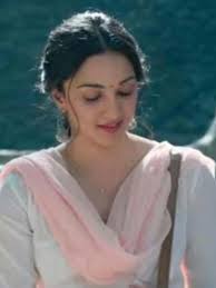 Kiara will be lucky for Sidharth , couple can expect babies in two years,  says celebrity tarot card reader