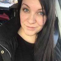 Melissa Klassen (@Mrs_Hollywood)