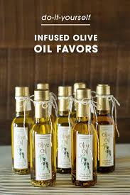 Learn How Easy It Is To Infuse Your Own Olive Oil As Gifts Flavored Olive Oil Olive Oil Wedding Favors Infused Oil Recipes