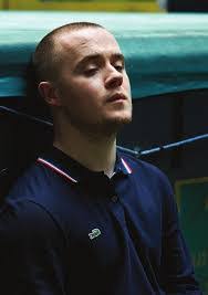 Ursula Giles's Instagram, Twitter & Facebook