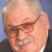 Larry Laabs's Instagram, Twitter & Facebook