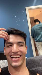 Nassima: La Chanson de Fifita et Nidal