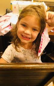 I remember my mom asking me if I wanted to learn how to sew when I was a  little girl... even though I loved making things, I always told her “no  thanks.”