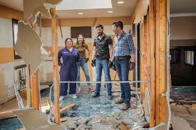 The best paint color for your master bedroom is going to be whatever makes you the happiest. The Property Brothers Tell Ad Which Celebrity Iou Stars Were The Most Design Savvy Architectural Digest