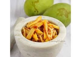 Makan siang hari ini buat sambal mangga saja, yuk! Resep Sambal Mangga Enak Dan Antiribet Aneka Resepi