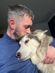 Aaron Wallman's Instagram, Twitter & Facebook