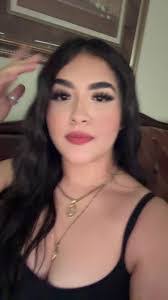 Daisy Mendez's Instagram, Twitter & Facebook