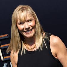 Reel Rundown: Leanne Morgan really is every woman in Netflix comedy special