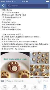 Pin By Lorri Opitz On Delicious Desserts Paw Cookies Melting Chocolate Chips Birthday Party Snacks