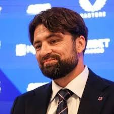 Ambrose Murphy's Instagram, Twitter & Facebook