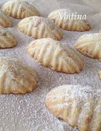 Epingle Par Fati Zahra Sur Petits Fours Raisins Secs Culinaire Petits Fours