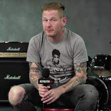 People who opt not to be vaccinated and attend live shows have riled slipknot's corey taylor, who has voiced his opinions. Laut Corey Taylor Ist Es Schwieriger Auf Zucker Zu Verzichten Als Auf Drogen Und Alkohol Zu Verzichten Music News Siing