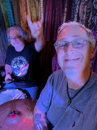 Ready to play with Matt Schofield tonight! The rhythm section is ready! :  r/BassGuitar