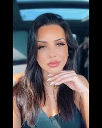 Lillian Oliveira Realtor