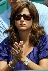 She is married to tennis player roger federer, having first met him at the 2000 summer olympics. Mirka Vavrinec Engagement Ring Celebrity Engagement Rings Famous Engagement Rings Mirka Federer