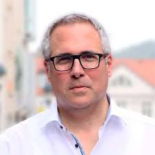 Ich muss raus aus dieser Kirche