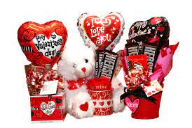 Whether you're celebrating galentine's day with your bffs or valentine's day with your girlfriend, we've got the perfect mix of gifts for all of the girls in your life. Impress Your Girlfriend To Sending Pretty Valentine Presents Love Izhaar