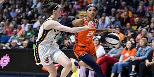 Caitlin Clark says DiJonai Carrington eye poke 'wasn't intentional.'