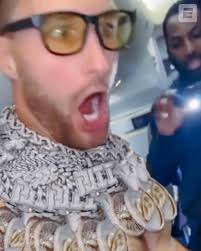 Kirk Cousins on the flight back from Buffalo 💎😂