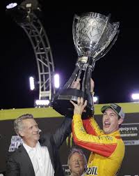 Joey logano is the clear underdog. Joey Logano Gets Past Big Three To Win Nascar Title Auto Racing Madison Com
