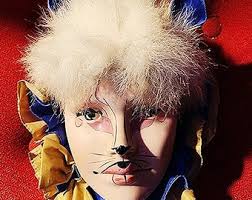 Porcelain Venetian Feline Mask With Faux Fur Wall Decor