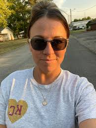 Is attaching glasses cord a new trend?