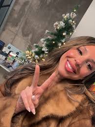 Renelle Allain (@renelleallain) • Threads, Say more