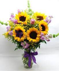 Wow Of The Week Sunflower Bouquets Sunflower Arrangements Yellow Wedding Bouquet
