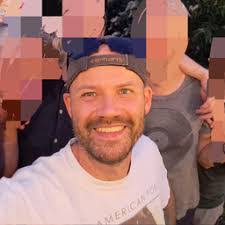 Christian Bade's Instagram, Twitter & Facebook