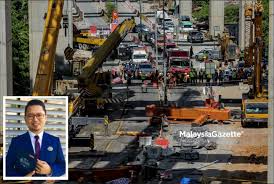 • struktur besi kren terjatuh hempap kereta. Tenaga Buruh Tidak Profesional Faktor Nahas Tapak Pembinaan Malay News Malaysian Newspapers From Kuala Lumpur