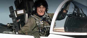 Este ceea ce numim, în limbajul obişnuit, viteză. Primul Pilot Care A DepÄƒsit Viteza Sunetului A News Ro