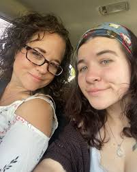 Robyn Langdon (@hopefromthenest) • Instagram photos and videos