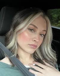 Jess Wall (@jesswallmusic) • Instagram photos and videos