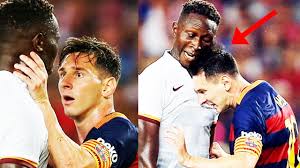 Ліонель мессі розпочав кар'єру у барселоні ще у 2000 році. Eto To Chto Delaet Messi Kogda On Stanovitsya Zlym Draki I Razborki Na Pole Youtube