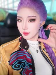 Kinda miss my bangs but it's so hard to maintain 🥲