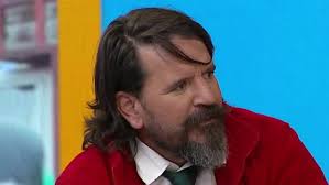 Vasco moulian (es) actor, empresario, director de teatro y guionista chileno (es); La Dura Confesion De Vasco Moulian En Mucho Gusto Soy Alcoholico Y Ludopata Meganoticias