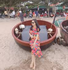 Quế ngọc hải đã không mắc bất cứ sai lầm nào để đưa đt việt nam tiếp tục vươn lên dẫn trước. Nhan Sáº¯c Hoa Khoi Ä'áº¡i Há»c Vinh Vá»£ Cáº§u Thá»§ Quáº¿ Ngá»c Háº£i