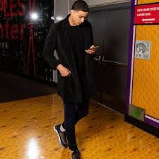 Cowboys fans are upset that jaylon smith took tony romo's old number 9 jersey. Kyle Kuzma Clothes Outfits Brands Style And Looks Spotern
