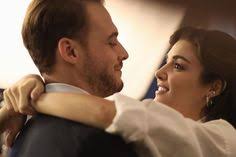 Mf Yapim Posted On Instagram Aski Gozler Anlatir Bugun Gunlerden Sencalkapimi See All Of Mfyapimtv S Photos And Couple Photos Scenes Tv Shows