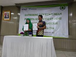 Jun 16, 2021 · baca juga: Dikunjungi Gp Jamu Indofarma Kenalkan Fasilitas Produksi Herbal Berstandar