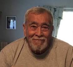 Gil Castaneda's Instagram, Twitter & Facebook