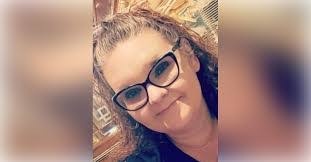 Sandra Hussey's Instagram, Twitter & Facebook