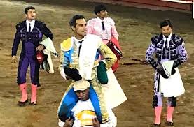 En todo lo alto… Triunfa Bolívar y Aguado vuelve a sonreir con  decepcionantes toros de Caicedo – TorosenelMundo