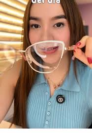 Armazón de Gafas Turquesa y Rosado: Tendencias 2023