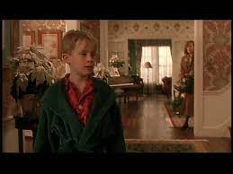 The Home Alone House For Sale In Winnetka Illinois Home Alone Watch Home Alone House