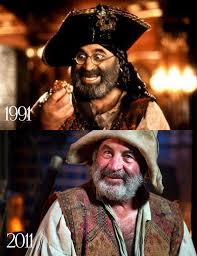 So Long Smee A Good Man And And A Good Pirate You Will Be Missed Rip Bob Hoskins Geek Movies Favorite Movies Nerd Girl